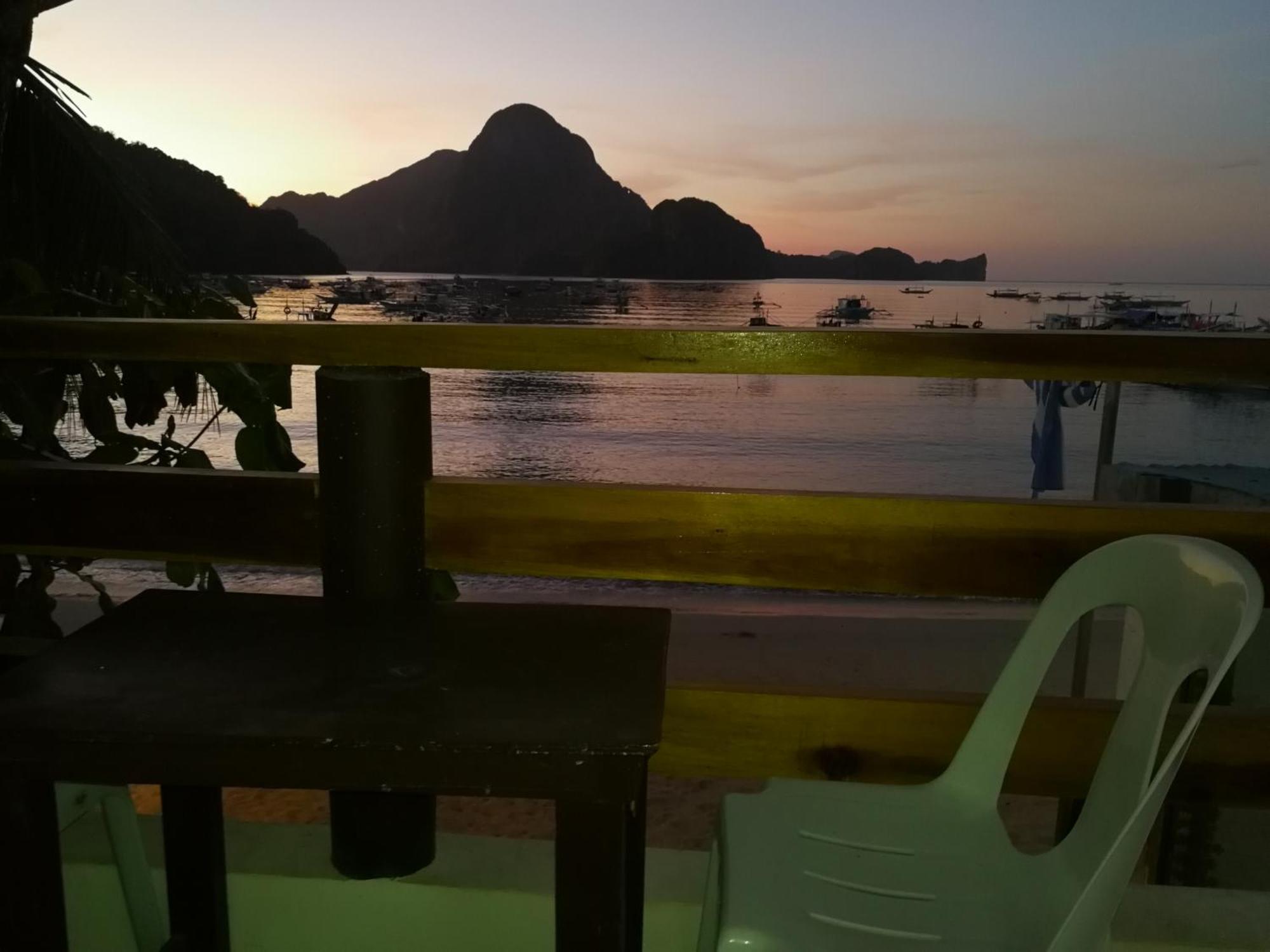 Joyful Guest House El Nido Exterior photo